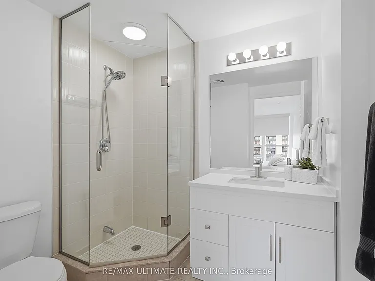 15 James Finlay Way #801 — Photo 14