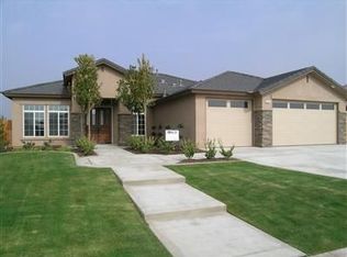 9800 Carbondale St, Bakersfield, CA 93314
