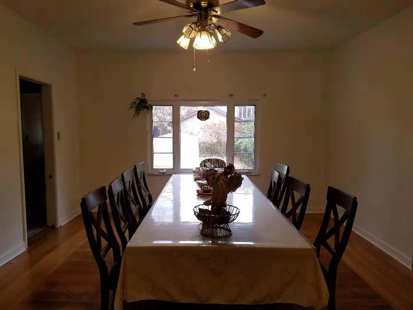 5875 Douglas St — Photo 3