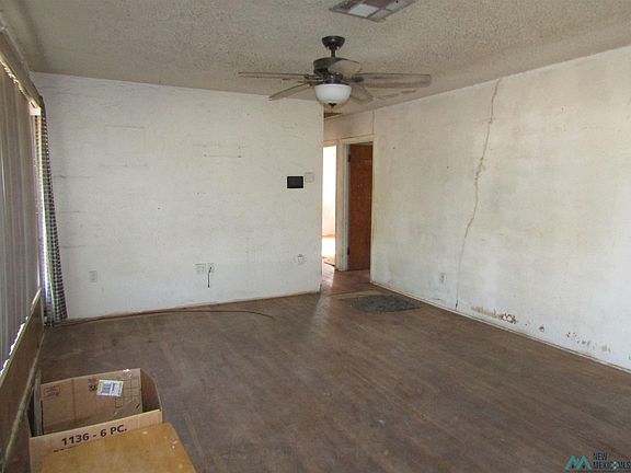3rd image of 910 S 4th St