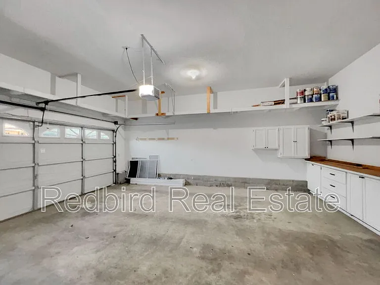399 Clarkston Dr — Photo 13