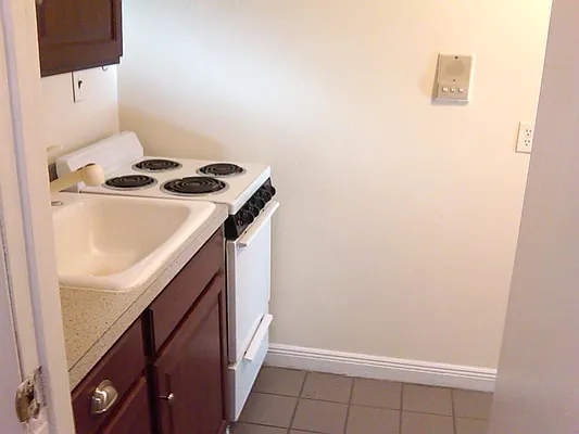 Rented by Alta Real Estate | media 34