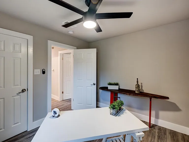 5001 Cottonwood Cir #B — Photo 19