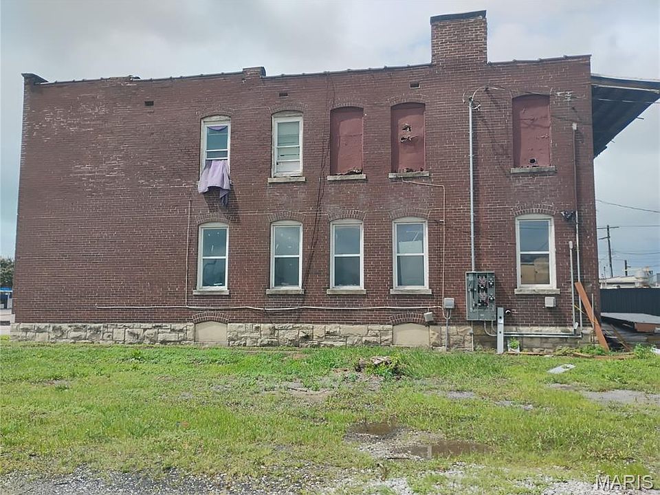 2nd image of 2013 Grand Ave #A-b