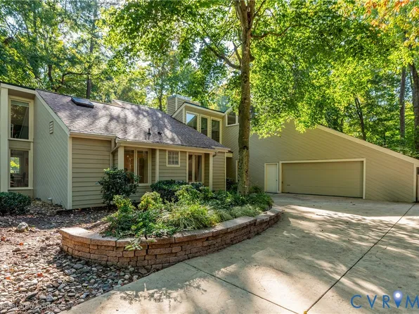4204 Hickory Nut Pl, Midlothian, VA 23112