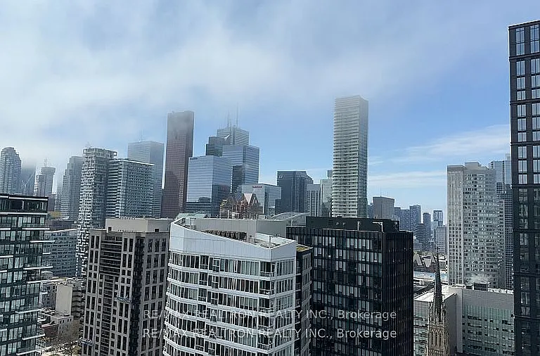 65 Mutual St #2906 — Photo 3
