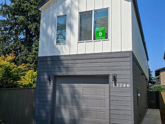 2nd image of 13746 NE 20th Cir