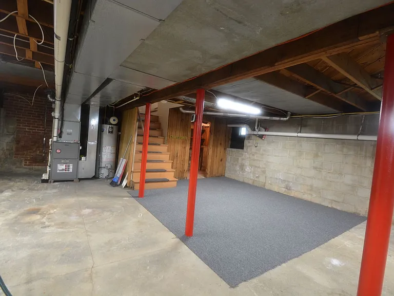 24 S Market Street Plz — Photo 22