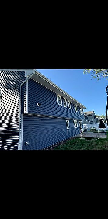 2nd image of 2 Dogwood Ct