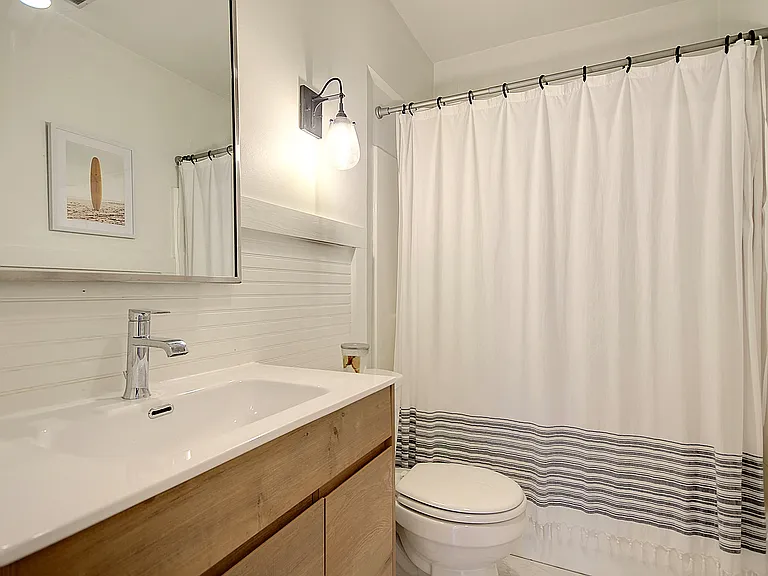 1724 Pearlott St — Photo 17