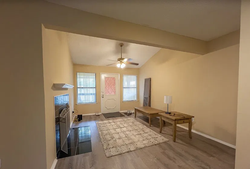 2 bed, 1000 sqft, $2,100 — Photo 2