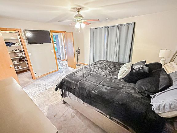 5th image of 3425 W Towanda Ave