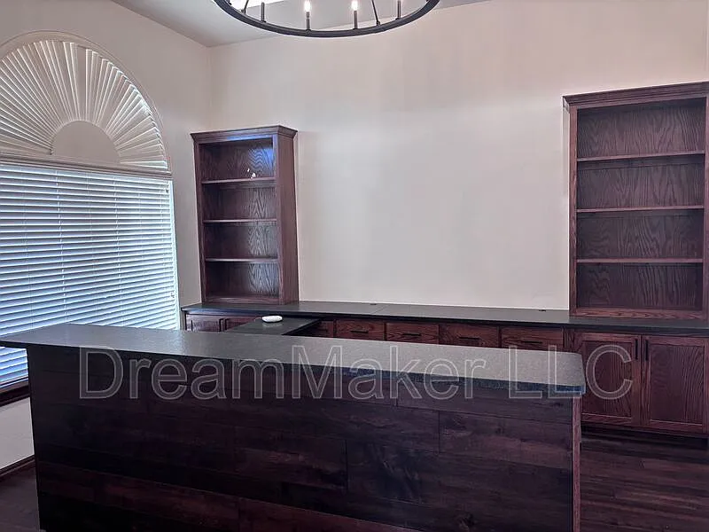 Studio, 4.0 bath, $1,995 — Photo 4