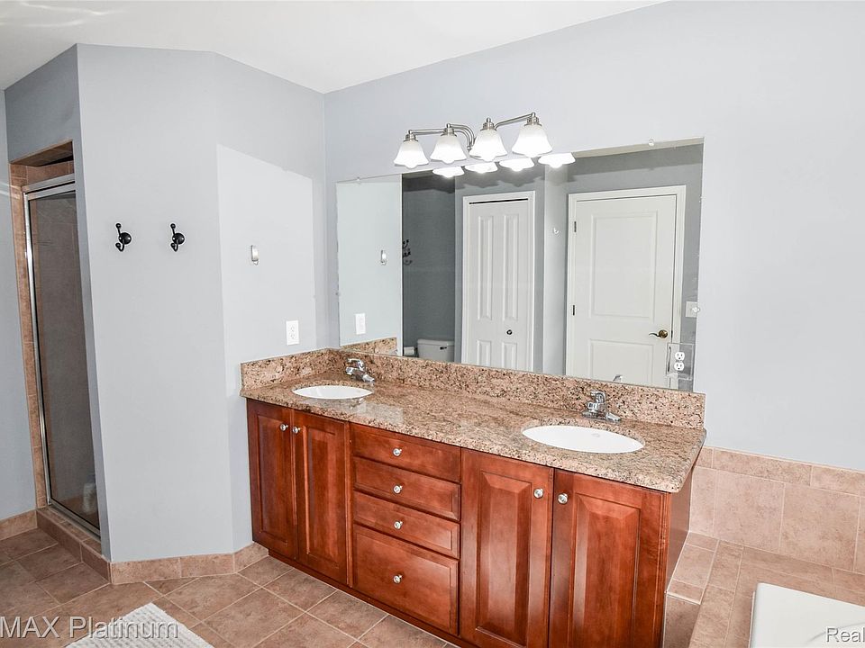 4688 Mcdonald Ct, photo 29