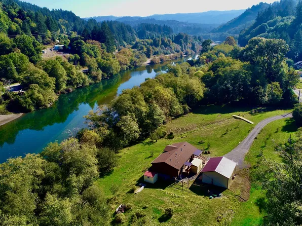 98431 S Bank Chetco River Rd, Brookings, OR 97415