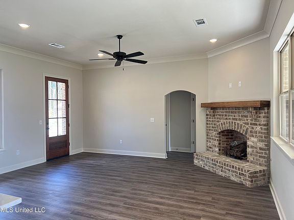 2nd image of 524 Silver Hill Dr