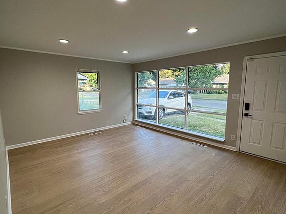 2nd image of 10140 Corning St