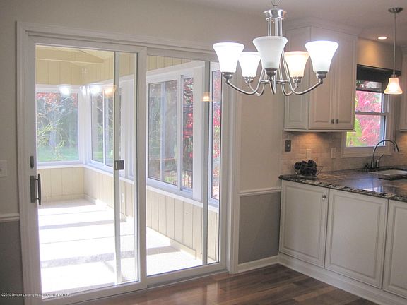 5th image of 5563 Wood Valley Dr