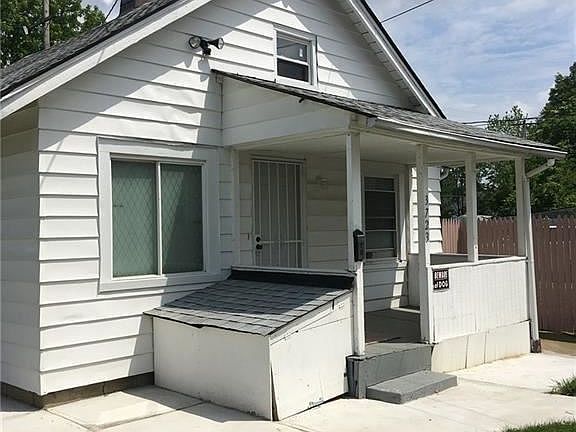 5th image of 3721 W 139th St #3723