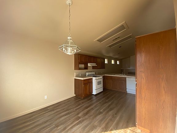 5th image of 3748 E Four Creeks Ct
