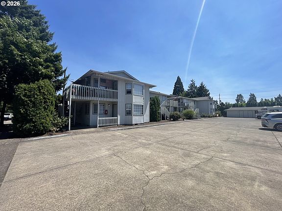 2nd image of 1217 R St