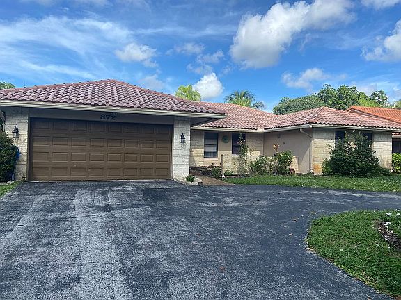 5th image of 872 NW 108th Ln
