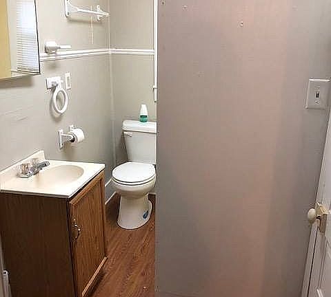 2nd image of 1011 Garland Ave
