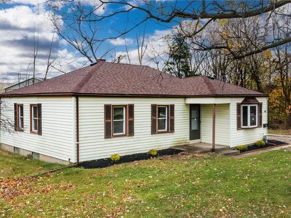 40 North Dr, Lackawanna, NY 14218