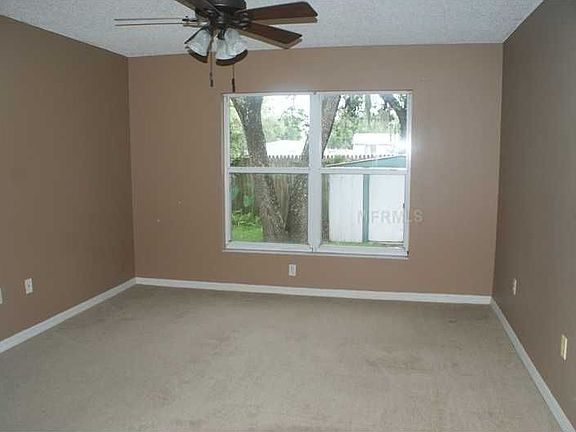 5th image of 4109 Quail Briar Dr
