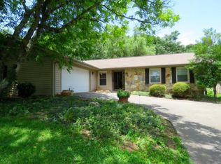 946 Windridge Dr, Maryville, TN 37803