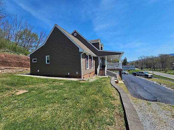 5th image of 945 Fincastle Tpke
