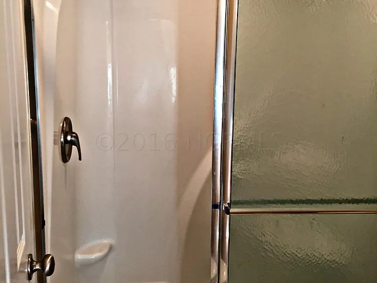 638 Amberdale West Cir — Photo 14