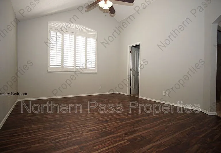 10932 Acoma St — Photo 26