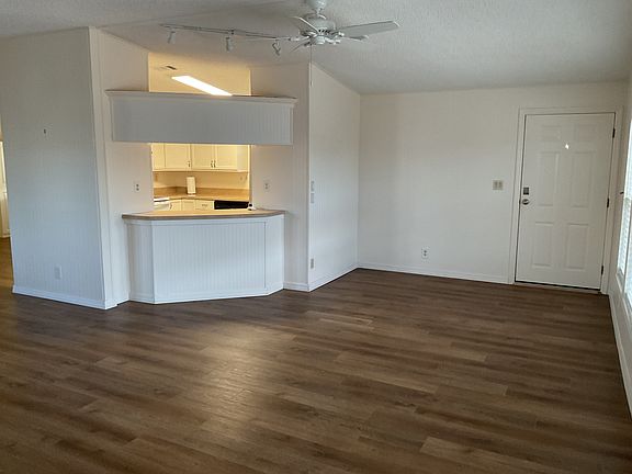 5th image of 3901 Bahia Vista St Lot 420