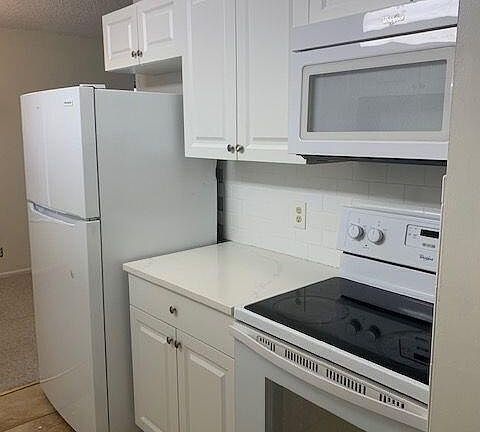 2nd image of 150 PINEVIEW Road #B8