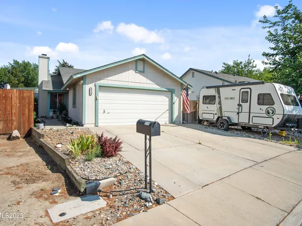 1716 Woodtrail Dr, Sparks, NV 89434