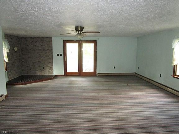 5th image of 1366 Executive Dr