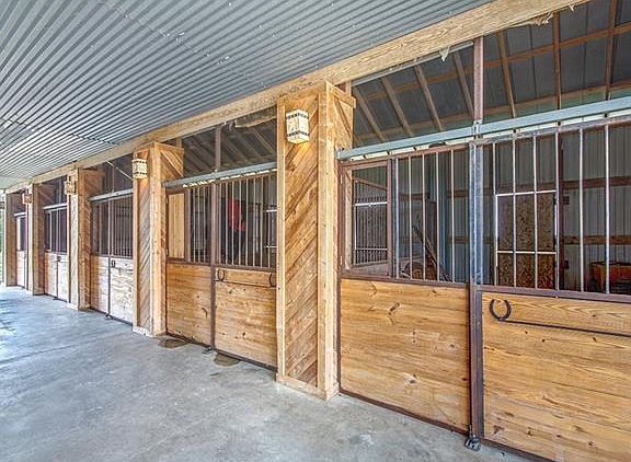 4th image of 3051 County Road 329
