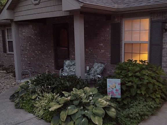 2nd image of 4 Belvoir Cir