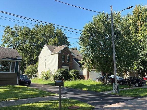 3rd image of 500 Lathem St