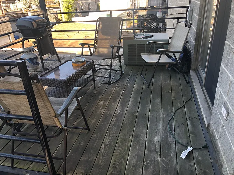 1852 W Armitage Ave #2 — Photo 8