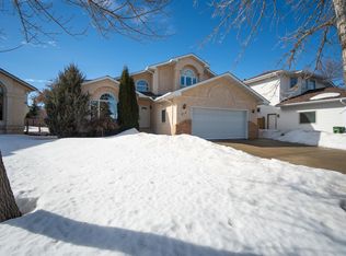 303 Burton Rd NW, Edmonton, AB T6R 2G7