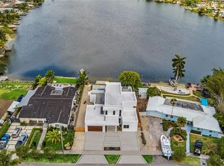 10755 SW 52nd Ter, Miami, FL 33165