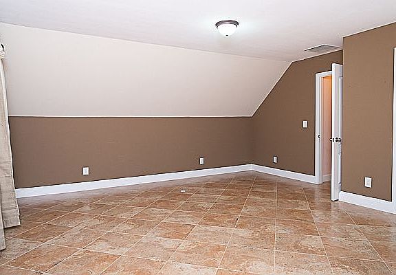 extra large room #2