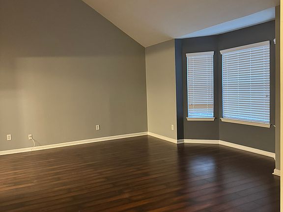 4th image of 137 Bellington Dr