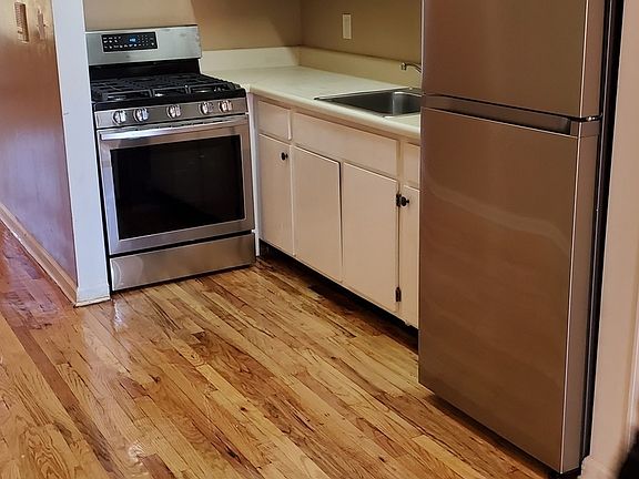 2nd image of 241 W 122nd St #3