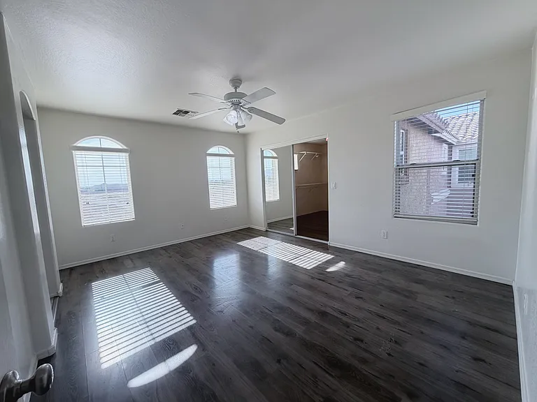 7164 S 48th Gln — Photo 35