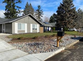 135 NE 19th St, Gresham, OR 97030