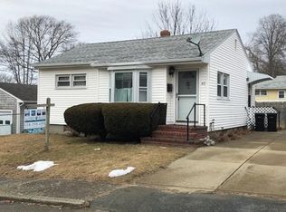 40 McCormick St, Dartmouth, MA 02747