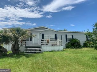 299 Tina St, Lyons, GA 30436